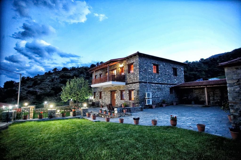 Traditional Apartments Tsikrikonis Mirtofiton Exterior photo